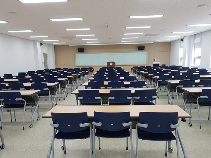 대강의실